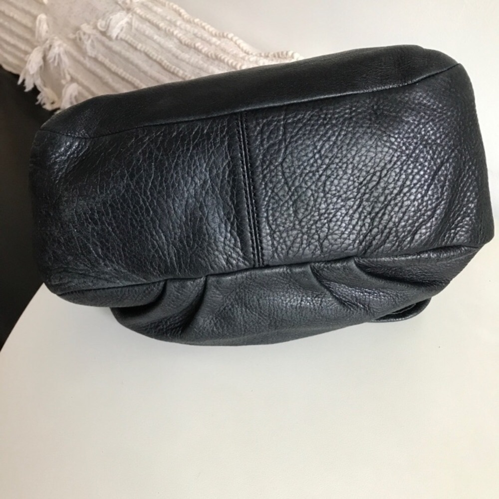 MARC BY MARC JACOBS WOMENS LIK UTIKA BLACK LEATHER HANDBAG - Picture 8 of 15
